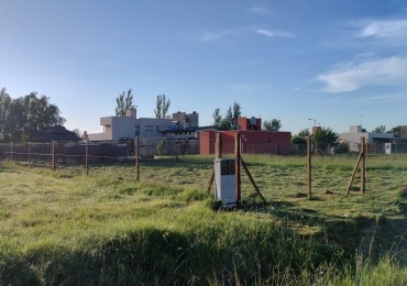 Venta de lote en barrio abierto "Funes Norte". Apto desarrollo comercial