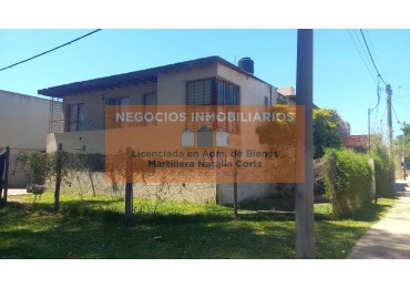 VENTA URGENTE - RETASADA - PROPIEDAD 4 DORMITORIOS - APTA CREDITO "FISHERTON R" ACEVEDO Y LA REPUBLICA - ROSARIO 