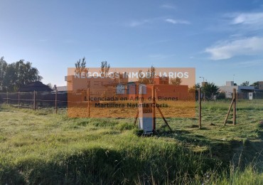 Venta de lote en barrio abierto "Funes Norte". Apto desarrollo comercial